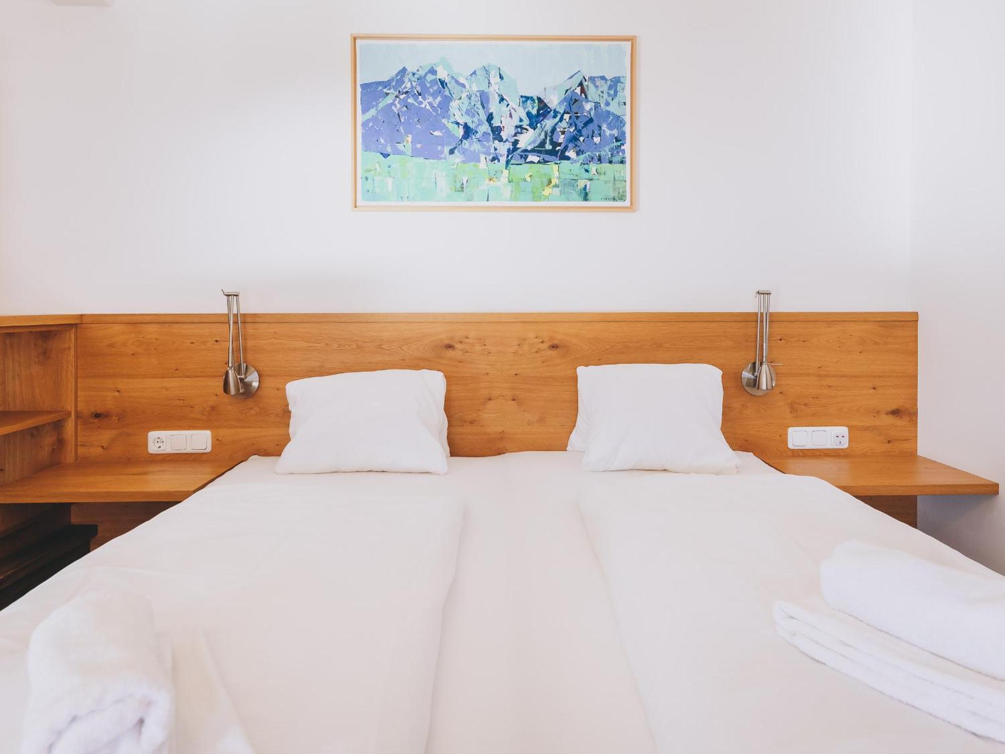 Haus Altenberger By We Rent, Summercard Included Zell am See Pokój zdjęcie